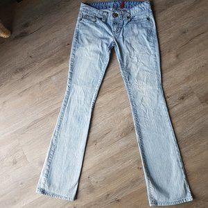 Guess Daredevil Low rise boot cut jeans size 28